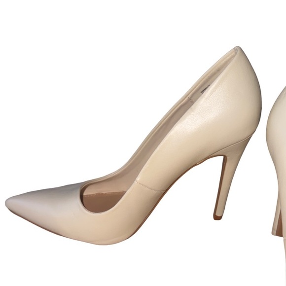 JUST FAB Gisselle Classic Pump Off- White Heels- Size 7 - Picture 8 of 8